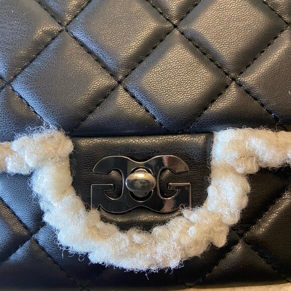 BCB Generation Quilted Sherpa Shoulder Bag – Black Faux Leather - Picture 3 of 4